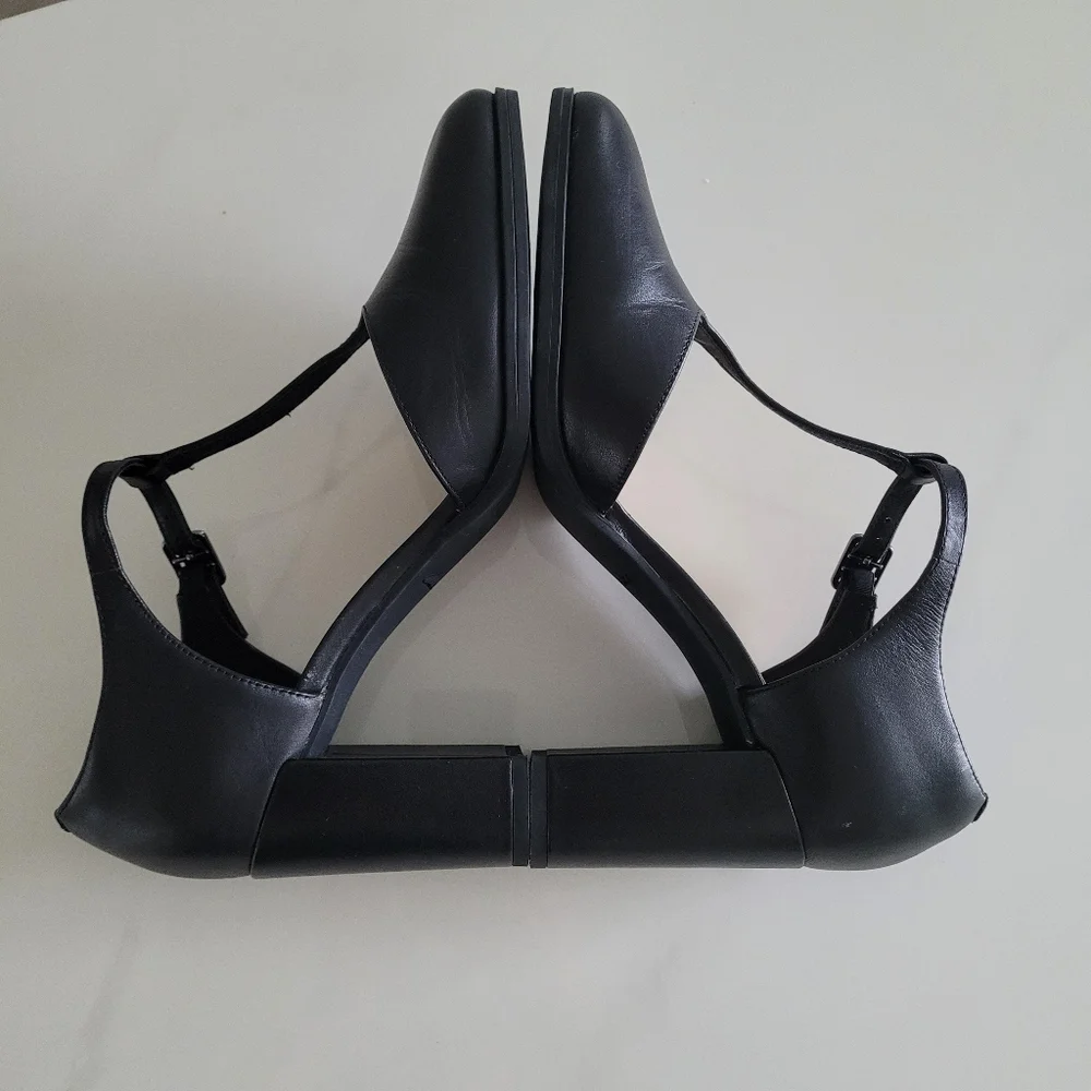 Clarks Black T-Strap Women's Heels - Picture 3 of 7